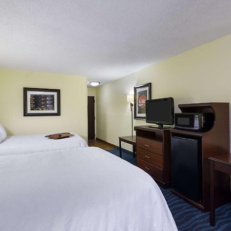 Hampton Inn Atlanta Perimeter Center Sandy Springs Exterior foto